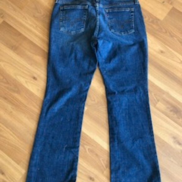 Levi's vintage 515 womans boot cut jean 10M - Picture 4 of 6